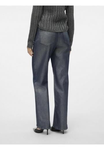 Свободные джинсы