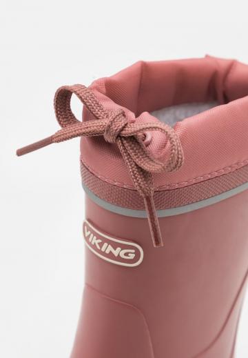 Резиновые сапоги