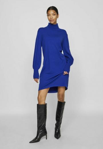 Вязаное платье