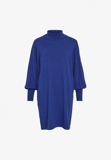 Вязаное платье