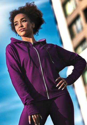 Спортивная толстовка