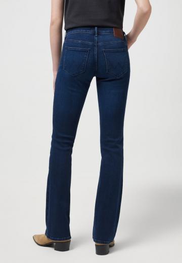 Клешеные брюки