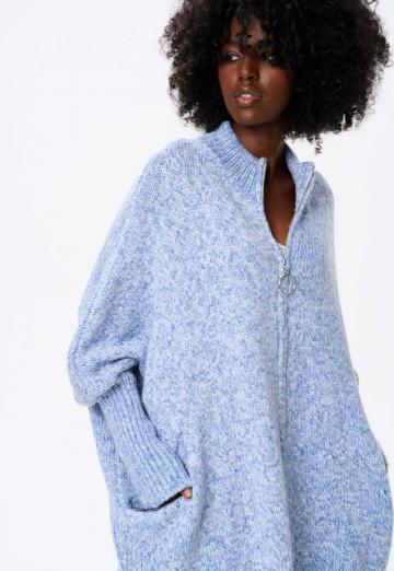 Длинный жилет