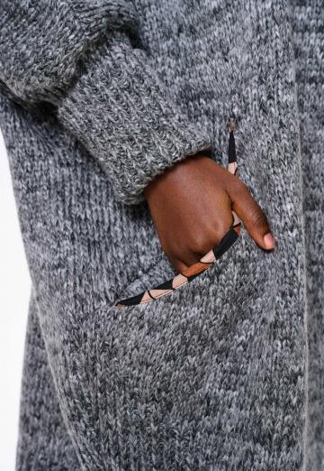 Длинный жилет