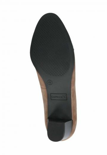 Туфли с высоким носом