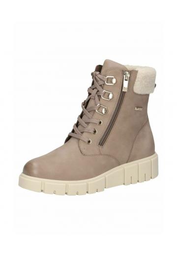 Сапожки на танкетке