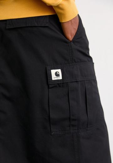 Юбка с накладными карманами