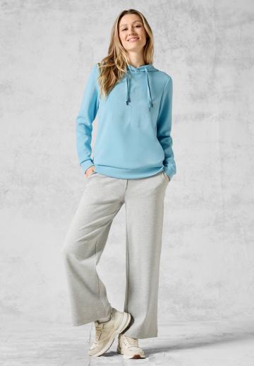 Пуловер с капюшоном