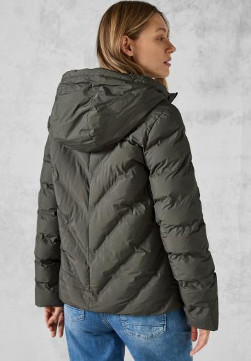 Зимняя куртка