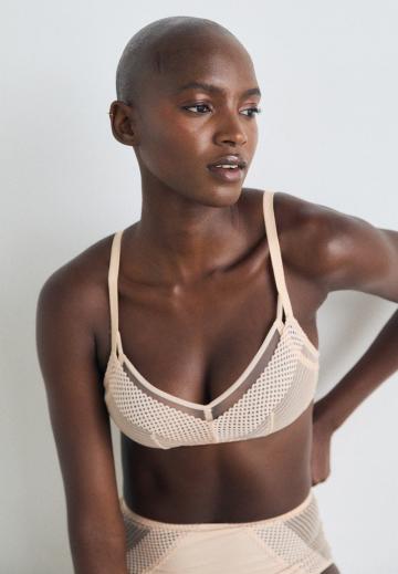 Бюстгальтер