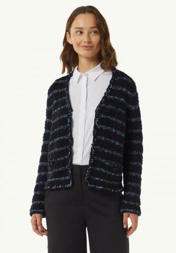 Жаккардовая вязаная кофта