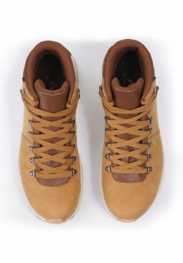 Походные ботинки