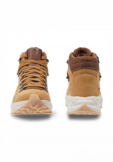 Походные ботинки