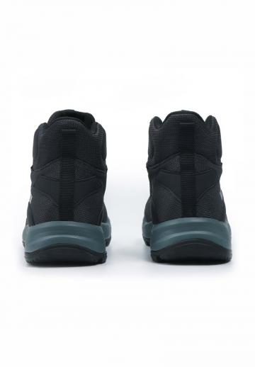 Походные ботинки