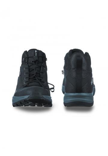 Походные ботинки