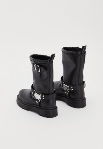 Ковбойские сапоги