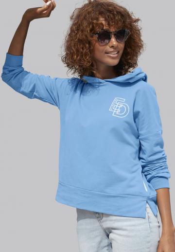 Пуловер с капюшоном