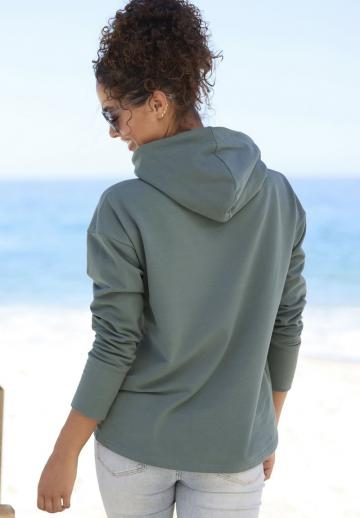 Пуловер с капюшоном