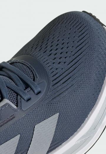 Беговые кроссовки