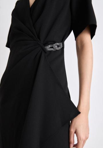 Платье футляр