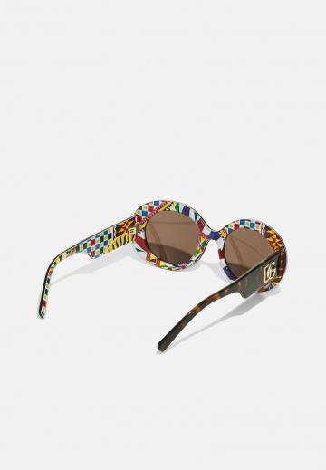 Солнечные очки