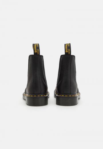 Гандбольные кроссовки