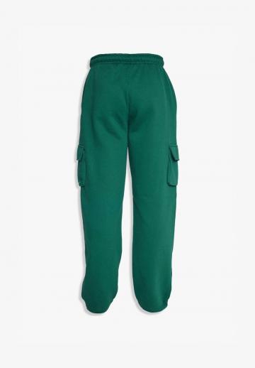 Брюки с накладными карманами