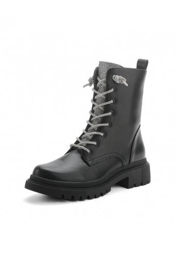 Ботинки на шнуровке