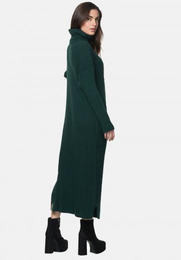 Вязаное платье