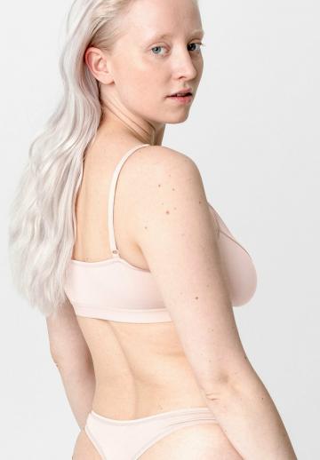 Бюстгальтер без косточек