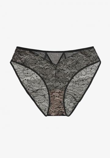 Трусы на бедрах