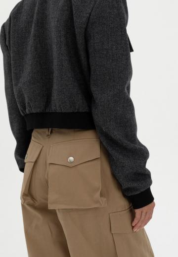 Куртка с накладнымит карманами