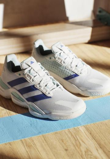 Кроссовки для зала