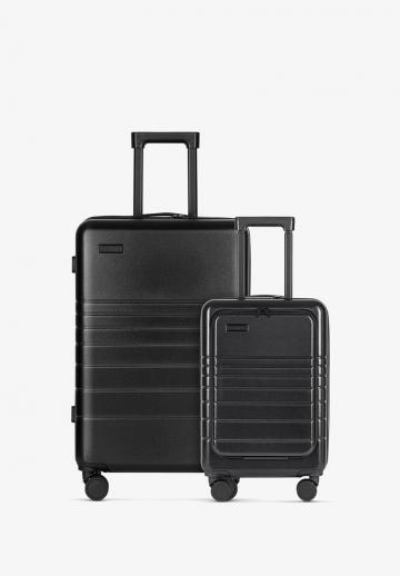 Набор чемоданов