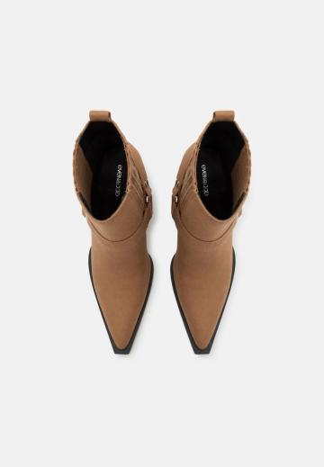 Ковбойские сапоги