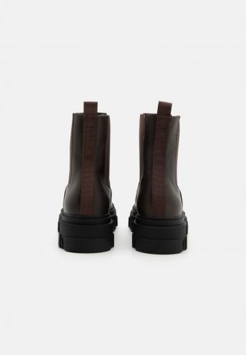 Ботинки челси