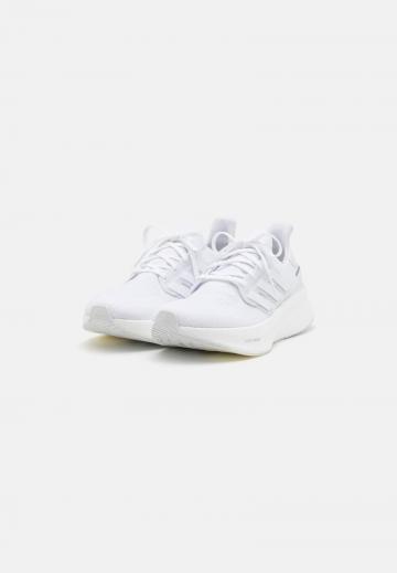 Беговые кроссовки