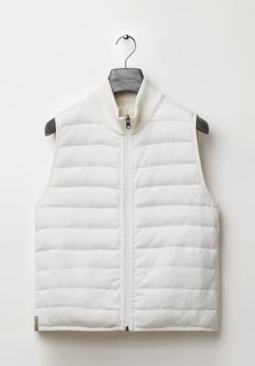 Пуховой жилет