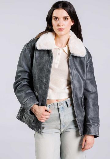 Кожаная куртка