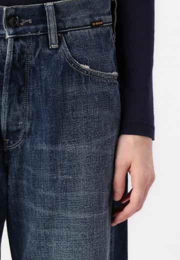 Свободные джинсы