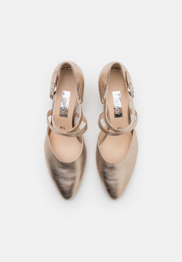 Туфли с ремешком