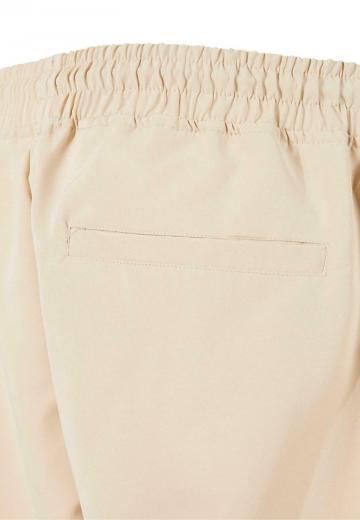 Брюки с накладными карманами