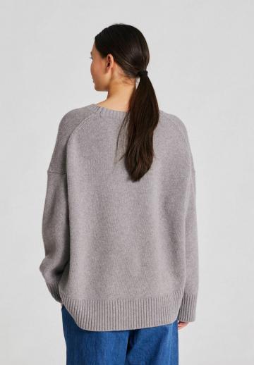 Длинный пуловер