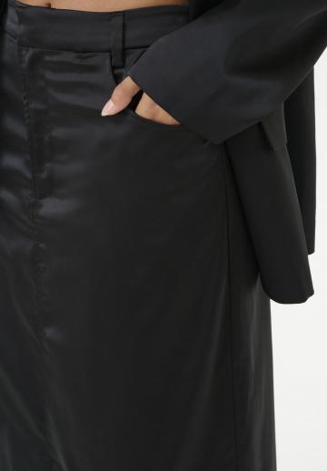 Юбка с накладными карманами