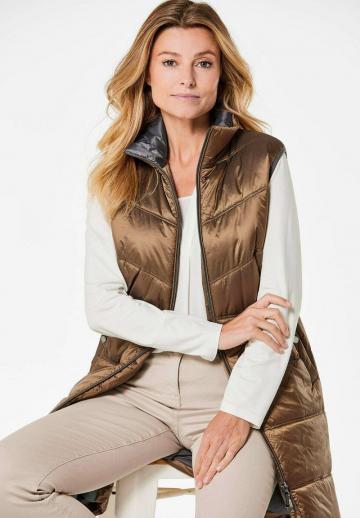 Длинный жилет