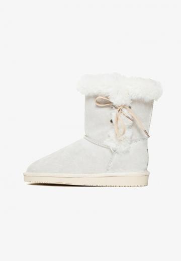 Зимние ботинки