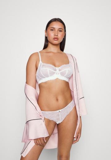 Бюстгальтер без косточек