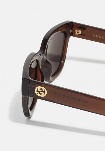 Солнечные очки