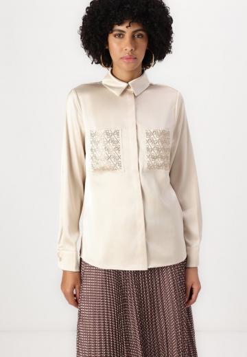 Атласная блузка