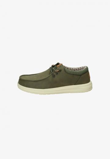 Ботинки на шнуровке